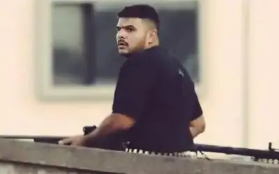 مشاهد صادمة لقتلى ومحاصرين جراء انهيار