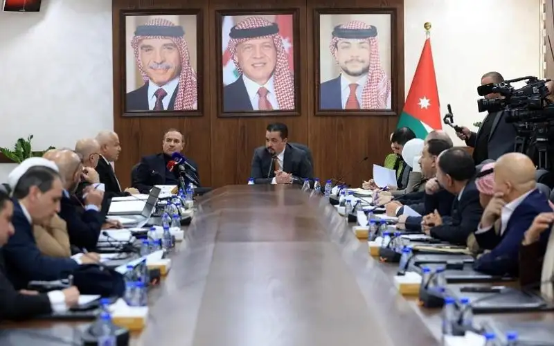 صحيفة نيسان ـ العمل النيابية: لا زيادة على اشتراكات