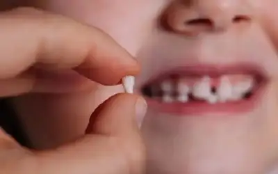 مستوطنون يقتحمون باحات الاقصى بحراسة شرطة