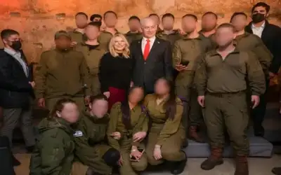 الحوثيون يعلنون استهداف مطار بن غوريون