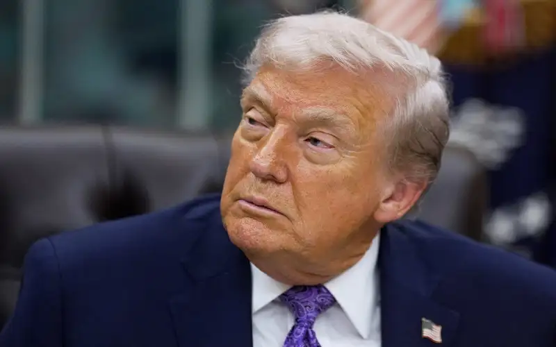 ترامب يفرض حصارا بحريا على سفن