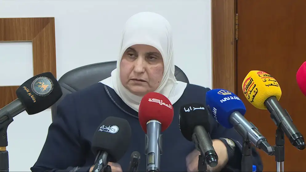 احالة مدير عام المواصفات والمقاييس عبير