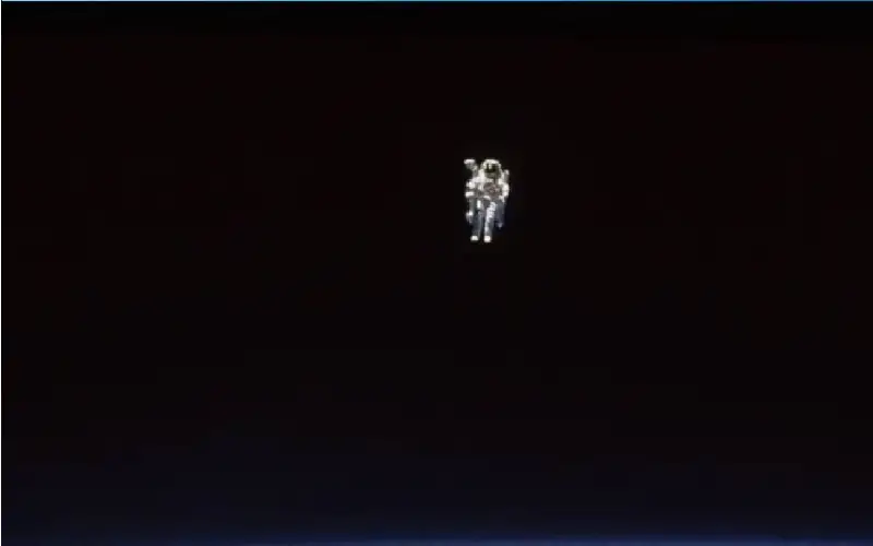 ثوان تحبس الأنفاس.. قصة الصورة الأكثر