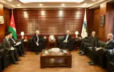 بحث انشاء مجلس أعstrongمالstrong اردني -أذري