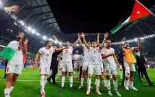 شاشات عملاقة لعرض مباراة النشامى بنهائي