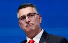 وstrongزيstrongر خارجية إسرائيل للعربية: نسعى إلى