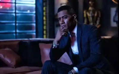 قرويون أمريكيون يقتلون أفعى طولها أربعة