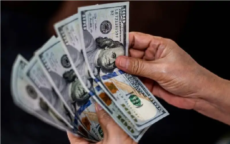 هل الدولار يحتضر؟