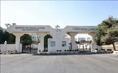 تركيا تفتح أحد أكبر سدودها على