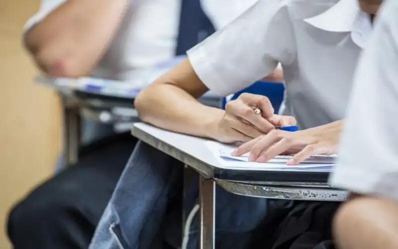 تأخير بدء امتحانات الطلبة في لواء