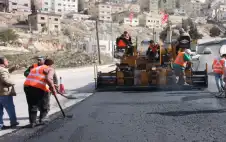 أمانة strongعمانstrong تباشر أعمال تعبيد بمساحة