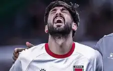 عشائر النstrongعيstrongمات تصدر بيانا حول اللاعب