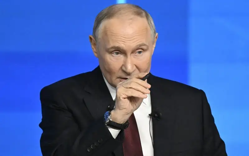 بوتين مستعد للحوار مع نظيره الفرنسي