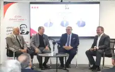 وزراء الاتصال والإعلام يناقشون الرواية الإعلامية