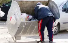 أسواق تشتكي ومحال تغلق وتجارة تذبح