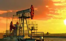 انخفاض أسعار النفط عالميا بفعل التوترات