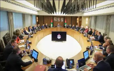 نتنياهو: نعمل الآن على تقطيع أوصال