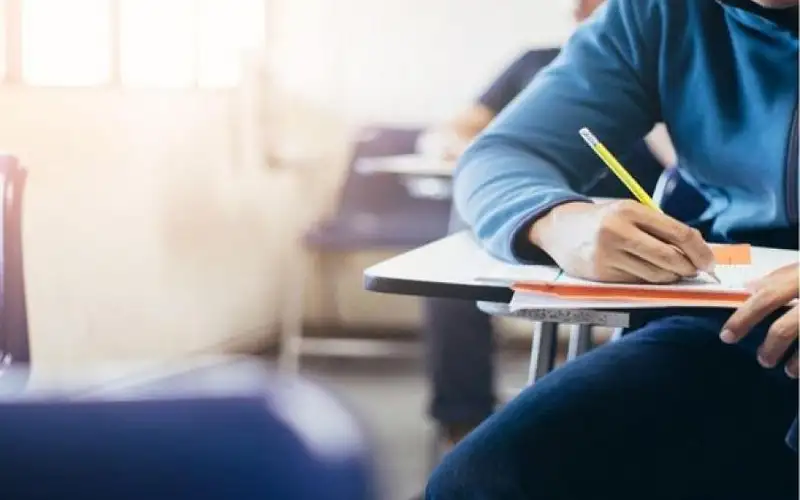 هيئة الإعلام تمنع التصوير خلال امتحانات