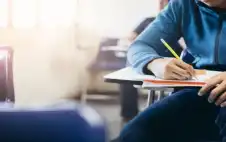 strongالأردنstrong.. 33 ألف طالب يتقدمون لامتحان