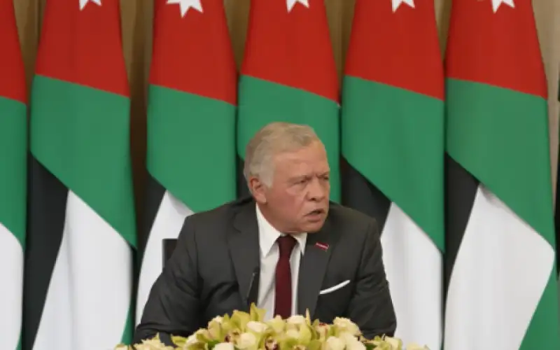 الملك عبر إكس: كل عام وأنتم