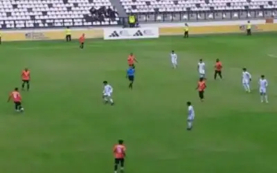 رياضة ـ واقعة نادرة تنهي مباراة في الدوري