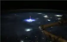 رائدة فضاء توثق strongلحظةstrong نادرة فوق