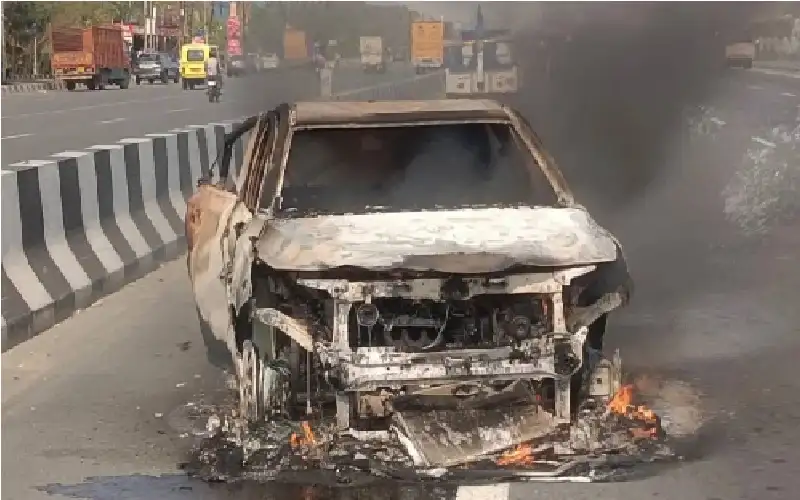 هل تشتعل السيارات الكهربائية أكثر من