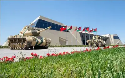 إيران تقول إنها احتجزت ناقلة أجنبية