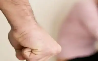 مسؤول فرنسي: البلاد ستواجه موجة رابعة