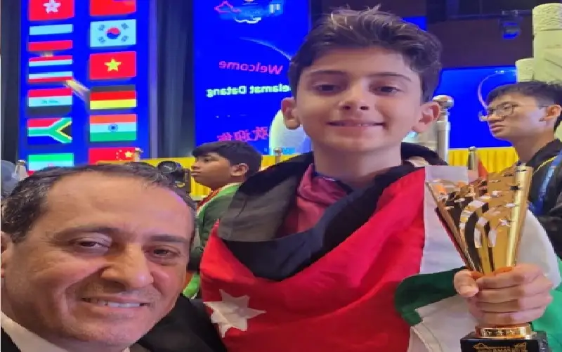 الطفل الاردني عبدالكريم قشطة يفوز بالمركز