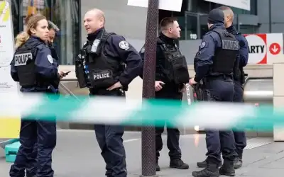 وفاة و10 إصابات بحادث تصادم بعمان