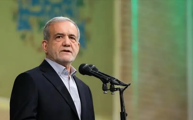 الرئيس الإيراني: نحن في حالة حرب