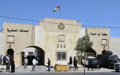 مشادة كلامية بين النائب الخزاعلة والحواري