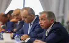 308 إجراءات حكومية ثمرة جولات رئيس