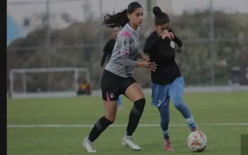 الاتحاد يواصل صدارة الدوري الأردني لكرة