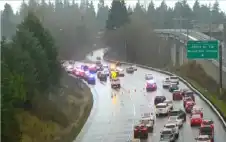 مختل يسرق سيارة شرطة ويحول الشوارع