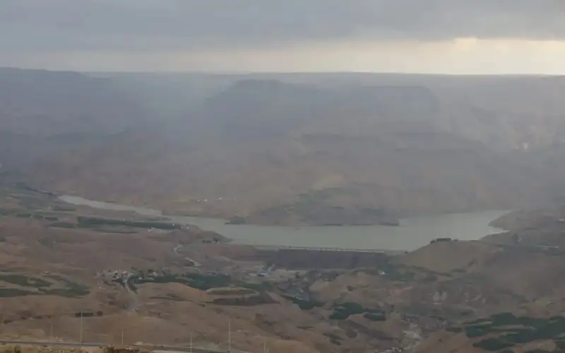 وزير المياه يتوقع زيادة بسعة التخزين للسدود