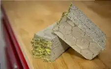 من اstrongلبstrongحر إلى ناطحات السحاب.. ..