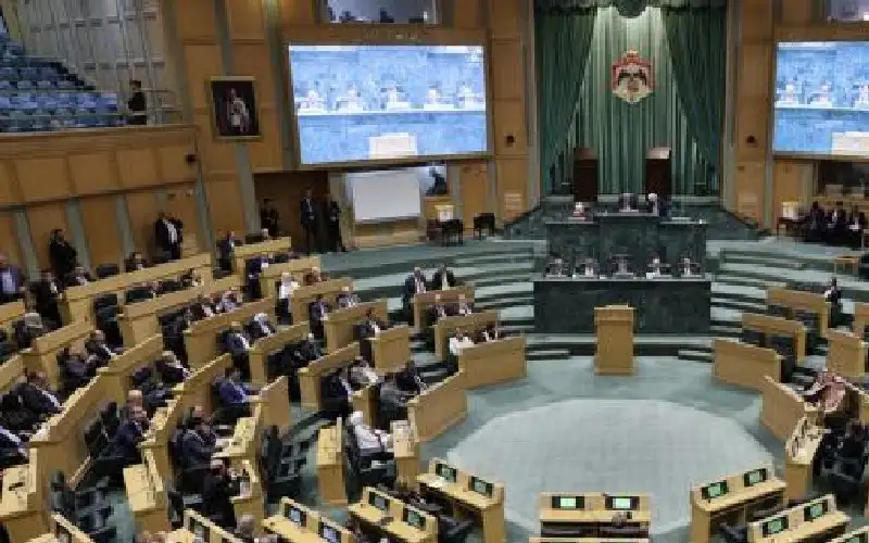 النواب يقر مشروع معدل قانون الأوقاف