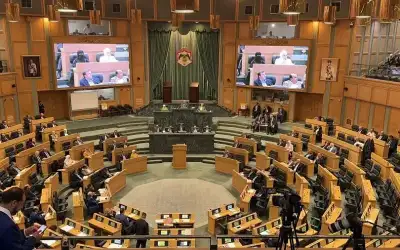 أجواء دافئة نسبيا