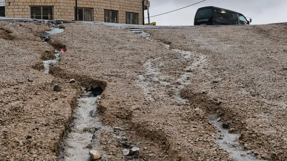 وزارة الأشغال: طريق وادي عربة مغلق