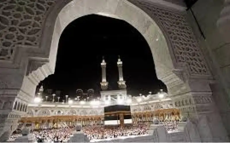 الأوقاف تدعو الراغبين بأداء العمرة إلى