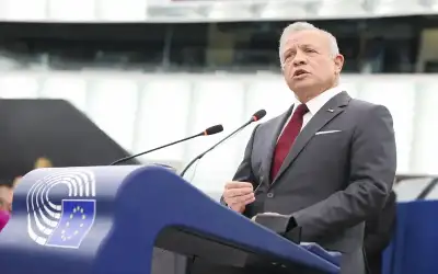 النقل: 15 مليون دينار للباص السريع