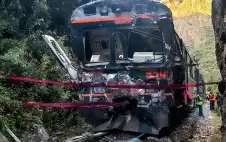 تصادم قطارين في اstrongلبstrongيرو يودي بحياة