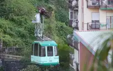 حادث تليفريك يصيب أربعة أشخاص في