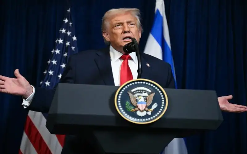 ترامب يلوح بالتدخل في احتجاجات إيران