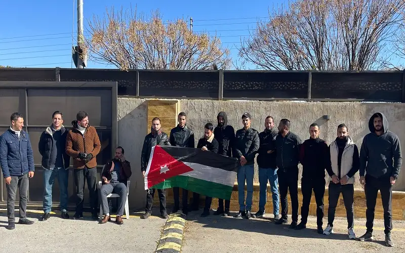 موظفو العقود في مدينة الأمير هاشم