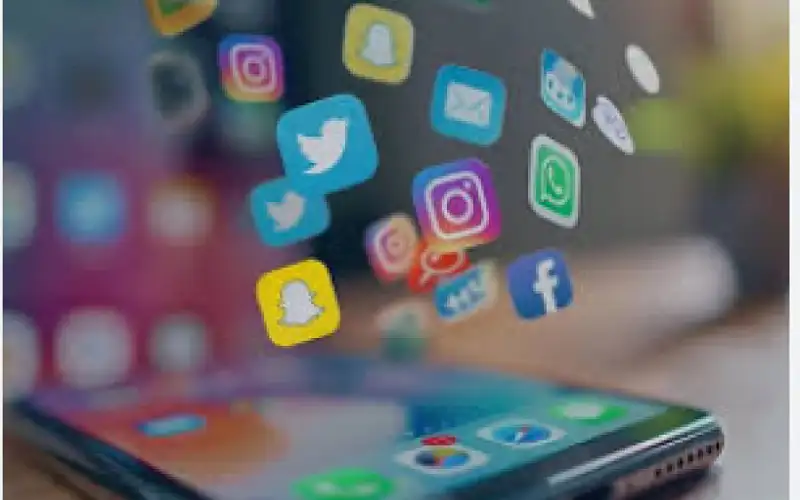 مصر تدرس حظر الأطفال دون 16