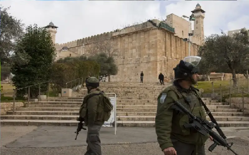 مدير المسجد الإبراهيمي: الحرم الإبراهيمي سيبقى