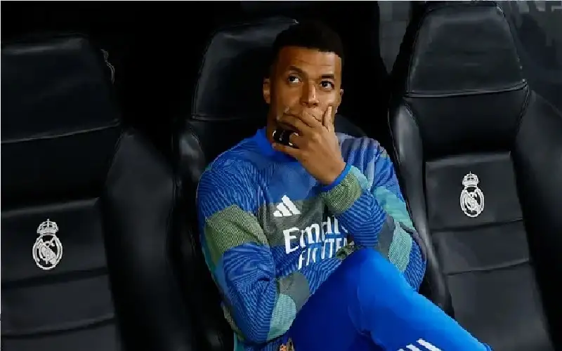 رغم استبعاد مشاركته.. الريال يصطحب مبابي